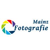 Logo/Portrait: Fotograf Uwe Simon